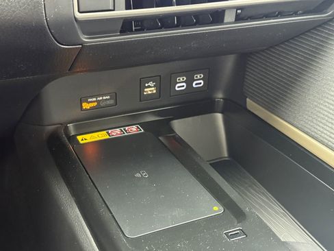 New 2026 Toyota Camry SE AWD/4WD image 28