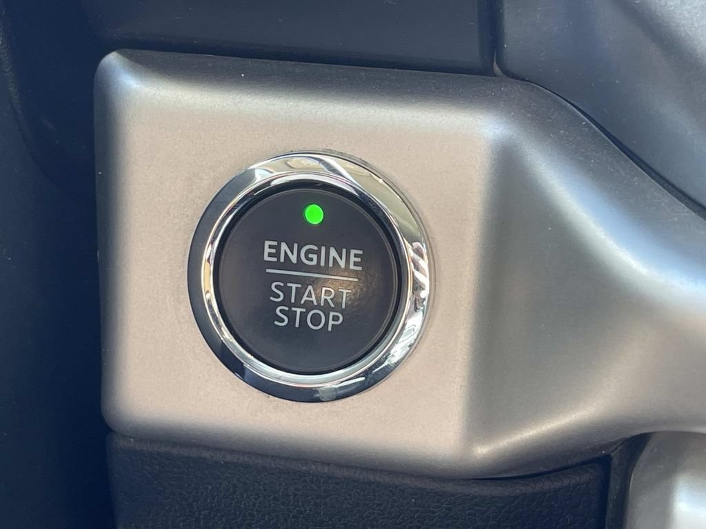 Used 2024 Ford Expedition XLT AWD/4WD image 25