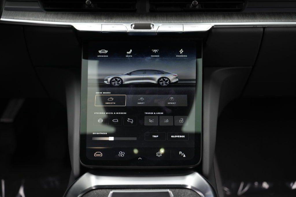 Used 2023 Lucid Air Pure AWD/4WD image 39