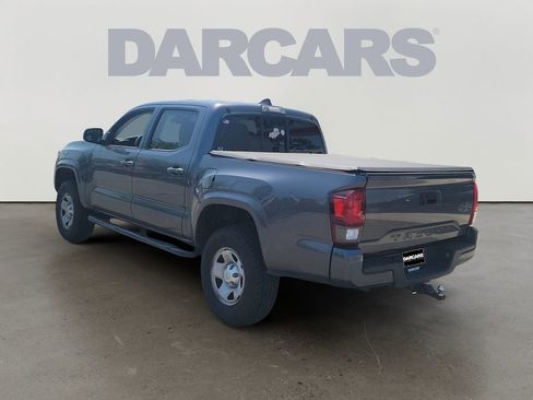 Used 2022 Toyota Tacoma SR w/ SR Convenience Package RWD image 5