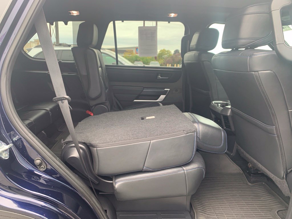Used 2024 Toyota Sequoia Platinum AWD/4WD image 33