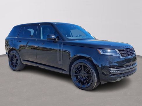 New 2026 Land Rover Range Rover Long Wheelbase SE image 2