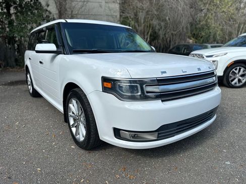 Used 2017 Ford Flex Limited image 2