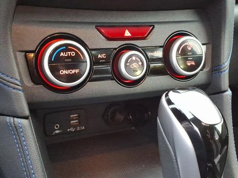 Used 2020 Subaru Crosstrek Hybrid w/ Moonroof Package w/Navigation image 24