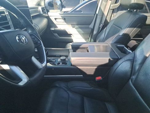 Certified 2024 Toyota Sequoia Platinum image 4