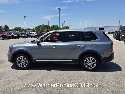 Used 2020 Kia Telluride LX FWD image 4