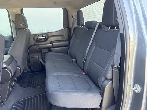 Used 2021 Chevrolet Silverado 1500 LT RWD image 12