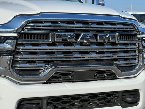 Used 2025 RAM 3500 Longhorn image 60