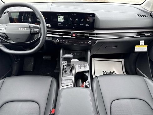 New 2026 Kia Sportage EX w/ EX Panorama Roof Package image 18