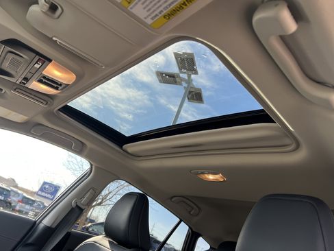 Used 2025 Subaru Crosstrek 2.5i Limited w/ Popular Package #4A image 7