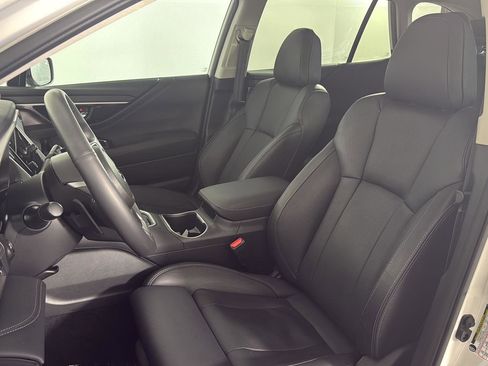 Used 2024 Subaru Outback Touring XT AWD/4WD image 9