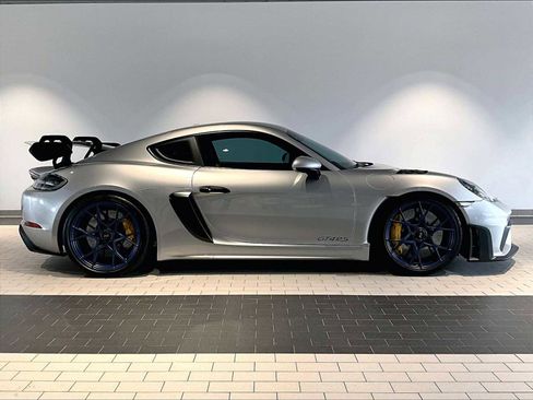 Used 2023 Porsche 718 Cayman GT4 RS image 11