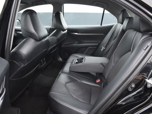 Used 2024 Toyota Camry XSE FWD image 12