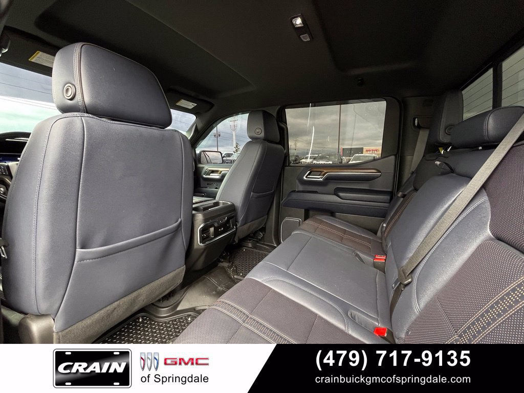 Used 2023 Chevrolet Silverado 1500 High Country w/ Technology Package AWD/4WD image 27