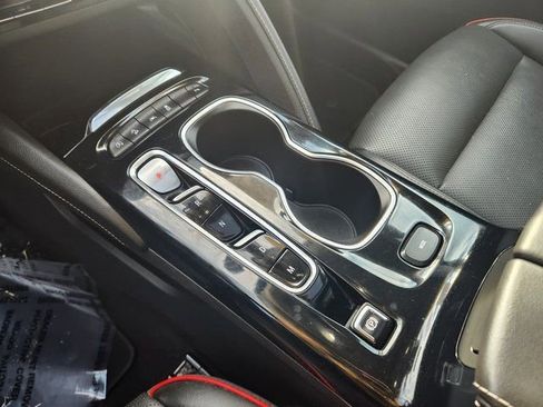 Used 2023 Buick Envision Essence w/ Sport Touring Package image 17