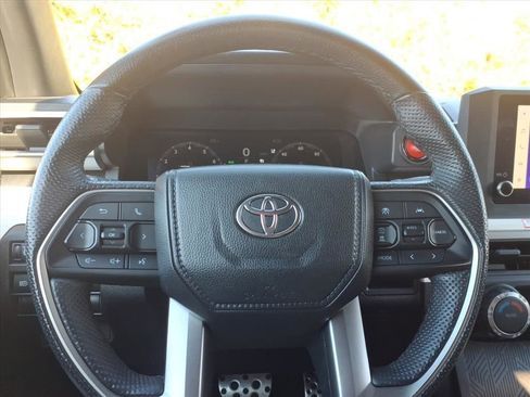 Used 2024 Toyota Tacoma TRD Sport image 26