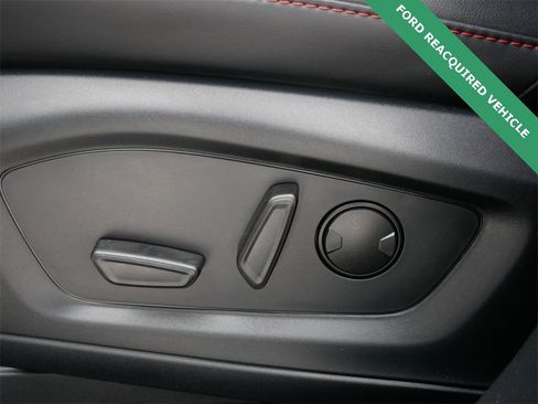 Used 2025 Ford Explorer ST image 15