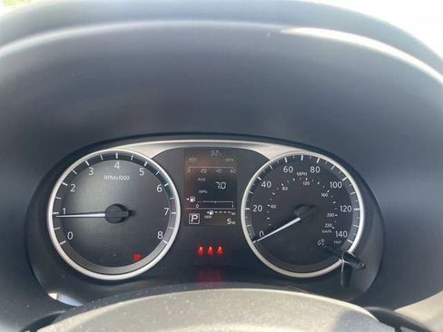 New 2025 Nissan Kicks Play S image 17