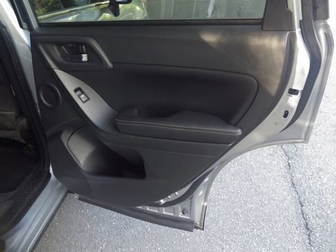 Used 2014 Subaru Forester 2.5i Touring AWD/4WD image 19