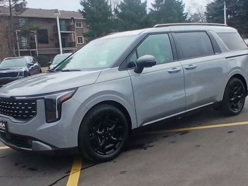 New 2026 Kia Carnival SX image 7