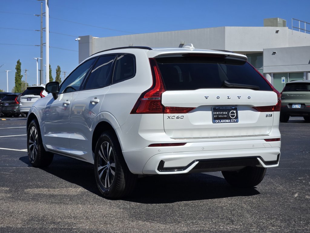 Certified 2025 Volvo XC60 B5 Core w/ Protection Package Premier AWD/4WD image 5