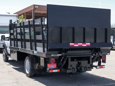 Used 2015 Ford F550 4x4 Regular Cab Super Duty image 6