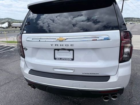 Used 2024 Chevrolet Tahoe Premier AWD/4WD image 9