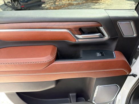 Used 2024 GMC Sierra 2500 Denali Ultimate w/ Snow Plow Prep/Camper Package image 28