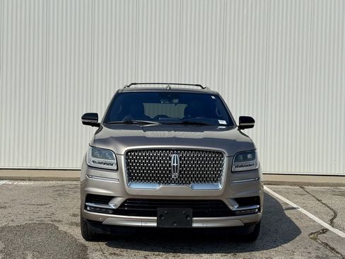 Used 2020 Lincoln Navigator Reserve w/ Luxury Package image 8