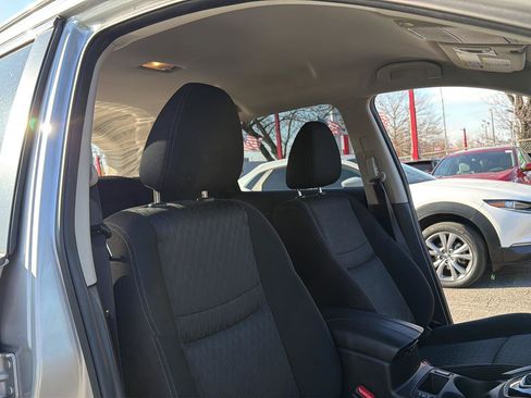 Used 2020 Nissan Rogue S w/ Special Edition Package image 29