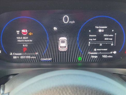 Used 2025 Acura MDX FWD image 11