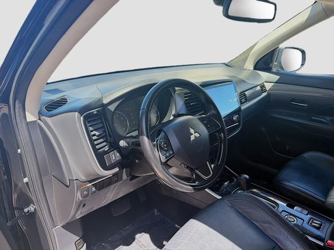 Used 2020 Mitsubishi Outlander SEL AWD/4WD image 9