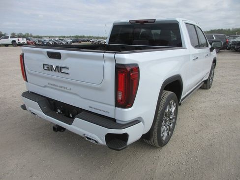 New 2026 GMC Sierra 1500 Denali Ultimate AWD/4WD image 5