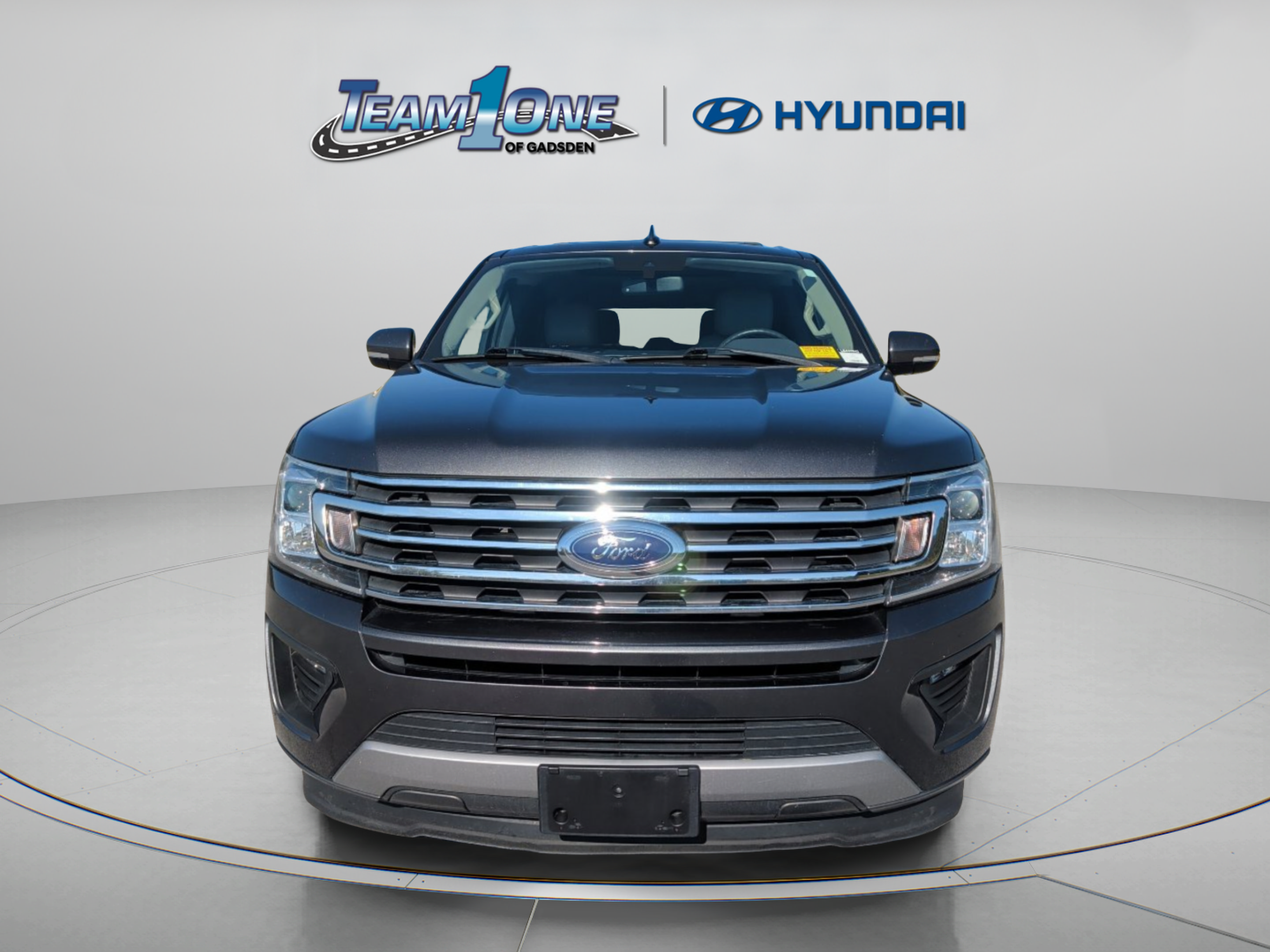Used 2020 Ford Expedition XLT w/ Equipment Group 202A RWD image 2