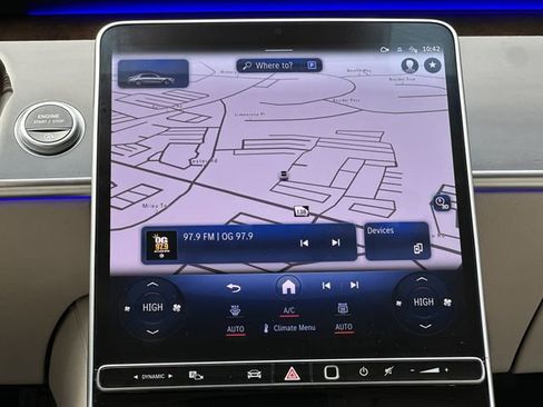 Used 2023 Mercedes-Benz S 500 4MATIC image 3