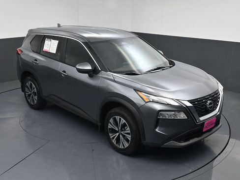 Used 2023 Nissan Rogue SV FWD image 15