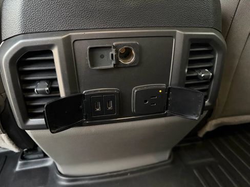 Used 2017 Ford F150 XLT w/ Equipment Group 302A Luxury image 32