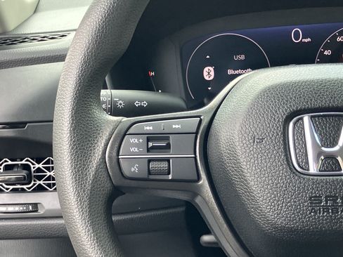 Used 2025 Honda Accord LX image 21