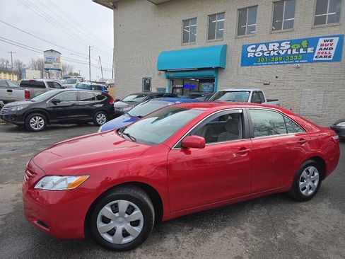 Used 2008 Toyota Camry LE image 2