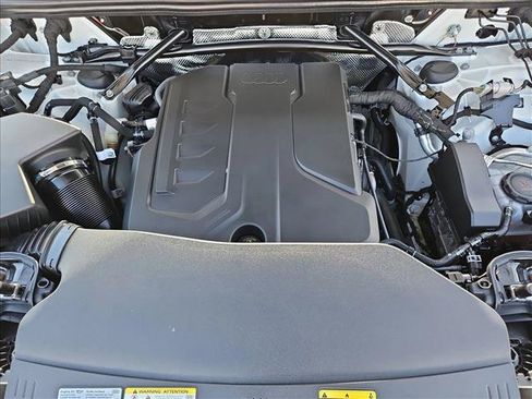 Certified 2025 Audi Q5 Premium w/ Convenience Package AWD/4WD image 24