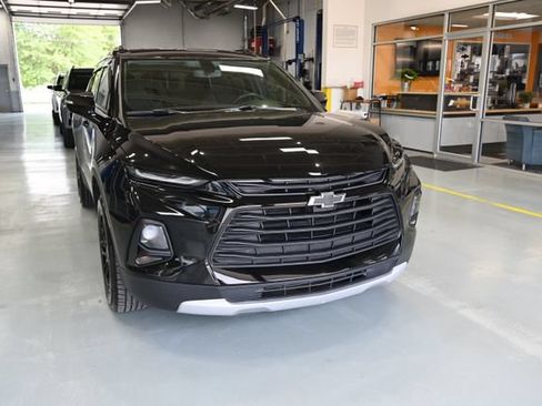 Used 2020 Chevrolet Blazer LT FWD image 3