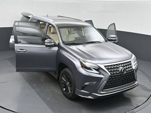 Used 2023 Lexus GX 460 Luxury w/ Sport Design Package AWD/4WD image 54