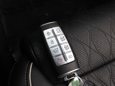 Used 2024 Genesis GV70 3.5T Sport w/ Sport Advanced Package image 31