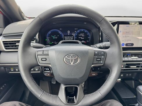 Used 2026 Toyota Camry XSE w/ Premium Plus Package FWD image 10