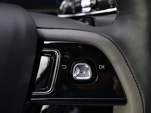 New 2026 Lincoln Corsair Reserve w/ Jet Appearance Package image 32