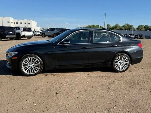 Used 2013 BMW 328i Sedan RWD image 2
