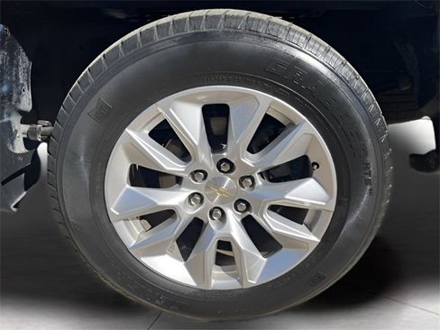 Used 2021 Chevrolet Silverado 1500 Custom image 10