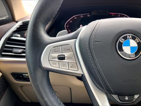 Used 2019 BMW X7 xDrive40i w/ Premium Package AWD/4WD image 24