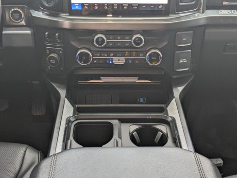 Used 2023 Ford F250 Lariat w/ Lariat Ultimate Package image 19