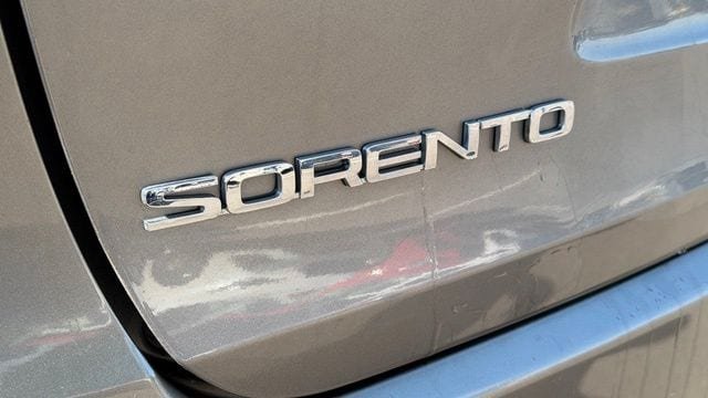 Used 2016 Kia Sorento LX AWD/4WD image 12